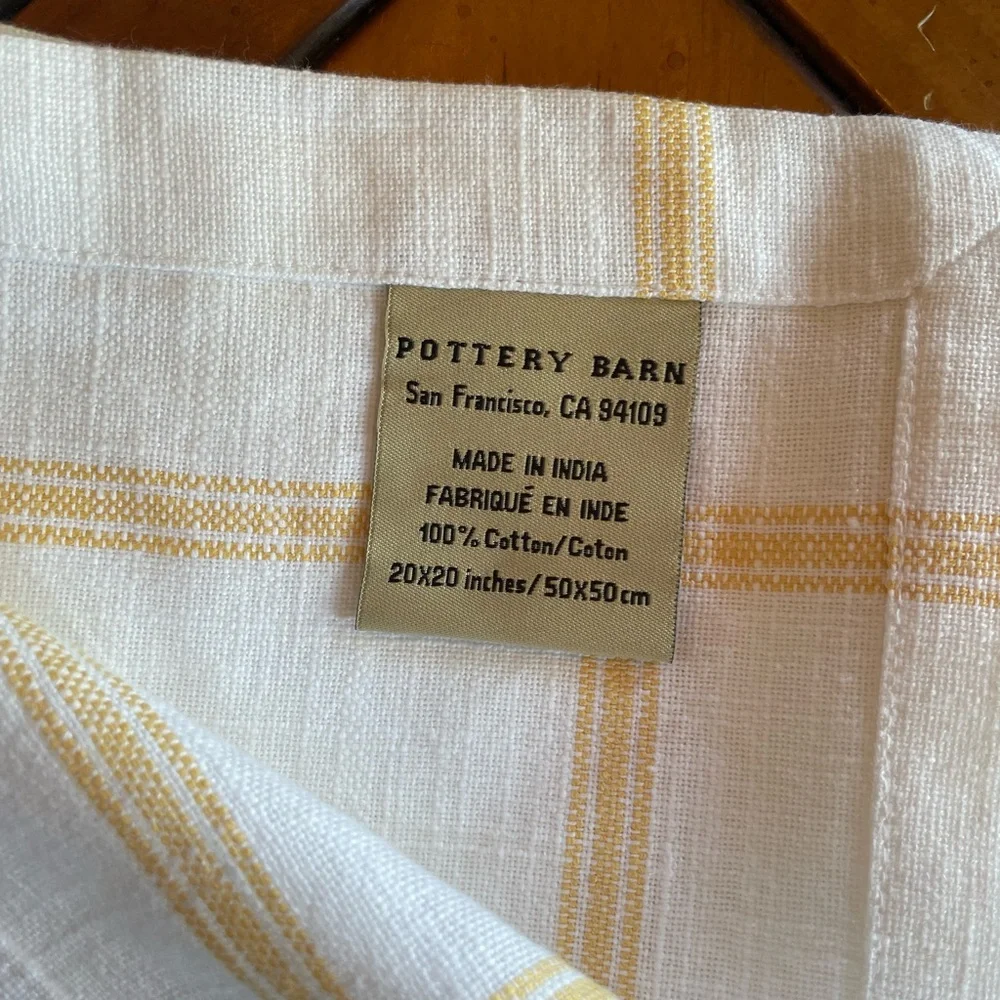 NEW Pottery Barn SET 12 napkins